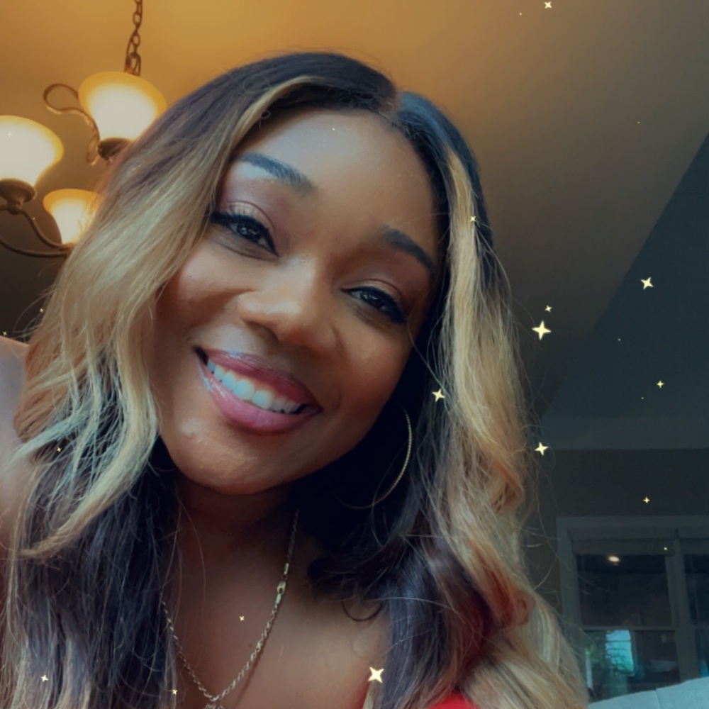 Meet your Posher, Serena